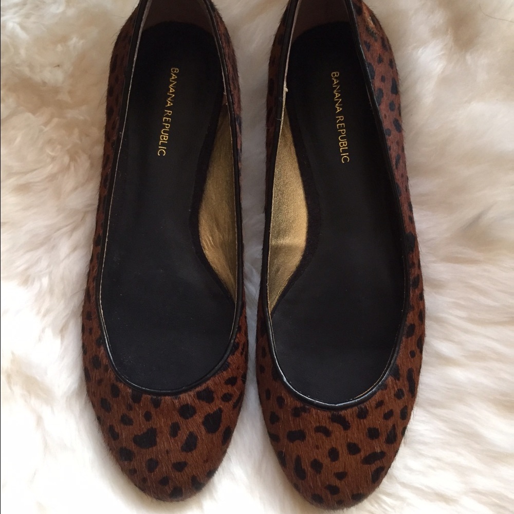 Banana Republic Calf Hair Flats